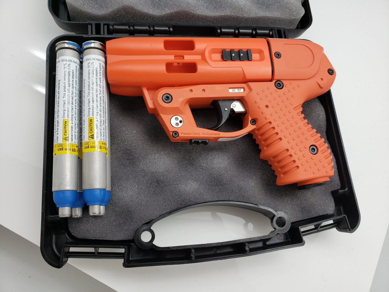 JPX4 4 Shot Pepper Gun Compact C2 Orange With Laser