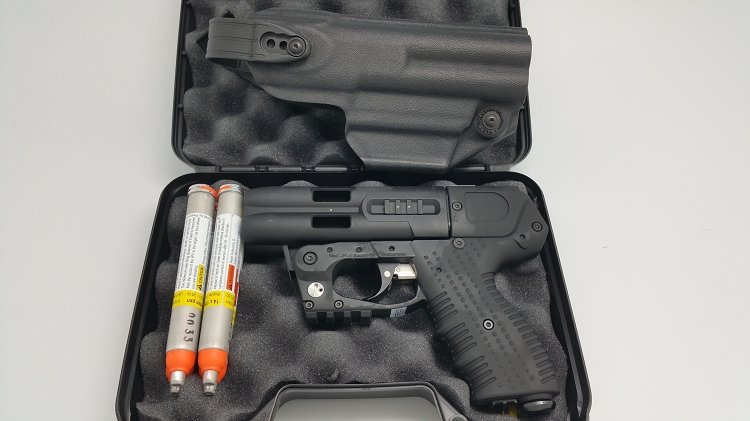 JPX4 4 Shot Pepper Gun With Laser and Level II Holster
